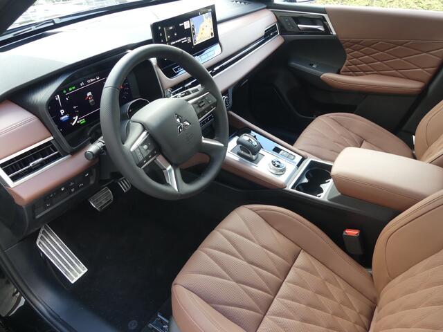 Mitsubishi OUTLANDER 2.4 PHEV Instyle+