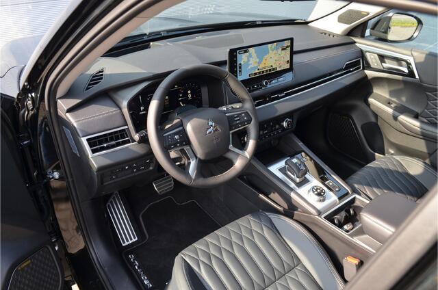 Mitsubishi OUTLANDER PHEV 2.4 INSTYLE 4WD | PLUG IN HYBRID | PANORAMA DAK | LEDER | V2G | FABRIEKSGARANTIE TOT 25-03-2033* | ALL IN RIJKLAARPRIJS