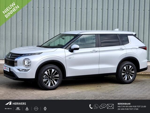 Mitsubishi OUTLANDER 2.4 PHEV Intense / ¤2000,- Introductievoordeel / Rijklaarprijs / Elektrische Range 86 KM WLTP / 1600KG Trekgewicht / 8 Jaar Fabrieksgarantie
