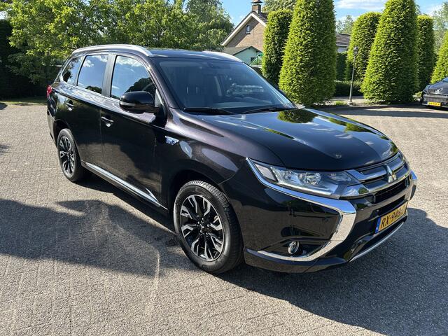 Mitsubishi OUTLANDER 2.0 PHEV Premium