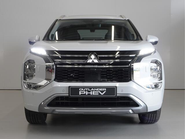 Mitsubishi OUTLANDER 2.4 PHEV Instyle | Uit voorraad leverbaar | Full options | 8 jaar garantie |