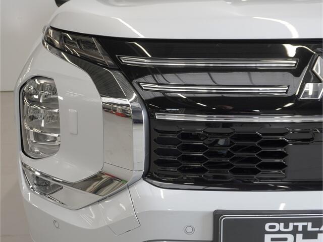 Mitsubishi OUTLANDER 2.4 PHEV Instyle | Uit voorraad leverbaar | Full options | 8 jaar garantie |