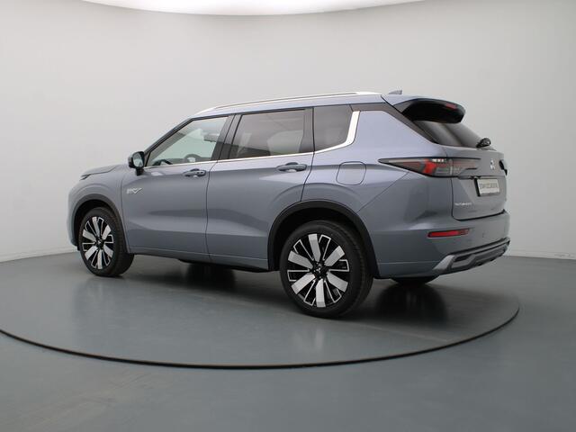 Mitsubishi OUTLANDER 2.4 PHEV Instyle Lederen bekleding | Navig | Rondomzicht Camera