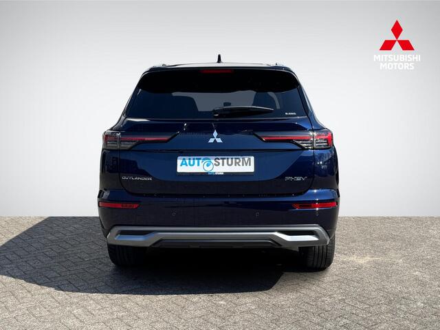 Mitsubishi OUTLANDER 2.4 PHEV First Edition