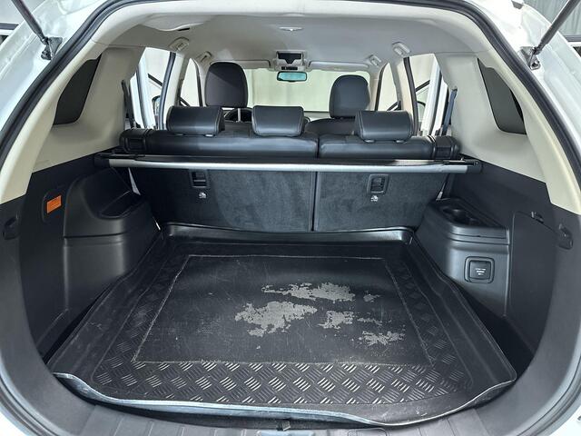 Mitsubishi OUTLANDER 2.4 PHEV Intense Automaat | Navi | Leder-alcantara bekleding