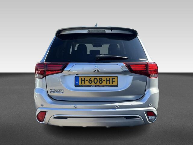 Mitsubishi OUTLANDER 2.4 PHEV Intense