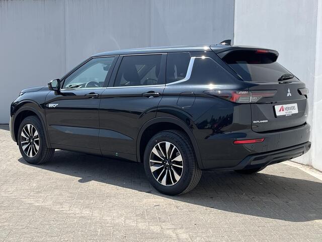 Mitsubishi OUTLANDER 2.4 PHEV Intense / ¤3000,- Introductievoordeel / Elektrische Range 86 KM WLTP / 1600KG Trekgewicht / 8 Jaar Fabrieksgarantie