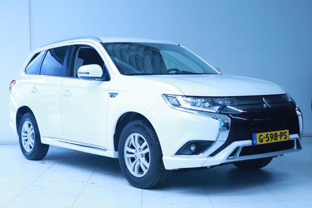 Mitsubishi OUTLANDER 2.4 PHEV Pure Clima/Navi/Camera/Trekhaak