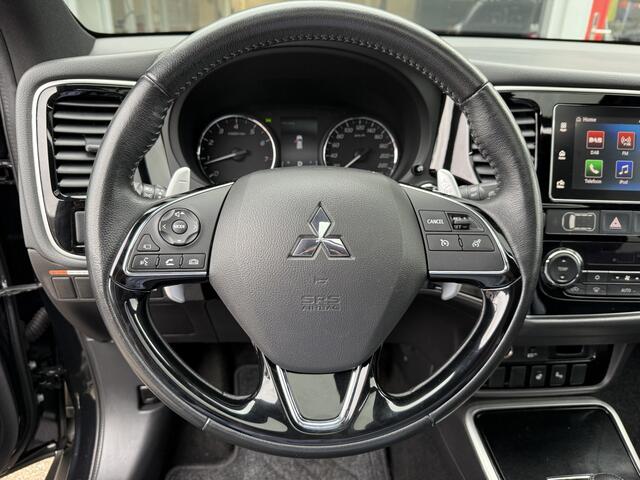 Mitsubishi OUTLANDER 2.0 Aut. 7-Persoons Black Edition Trekhaak/Open dak/Camera