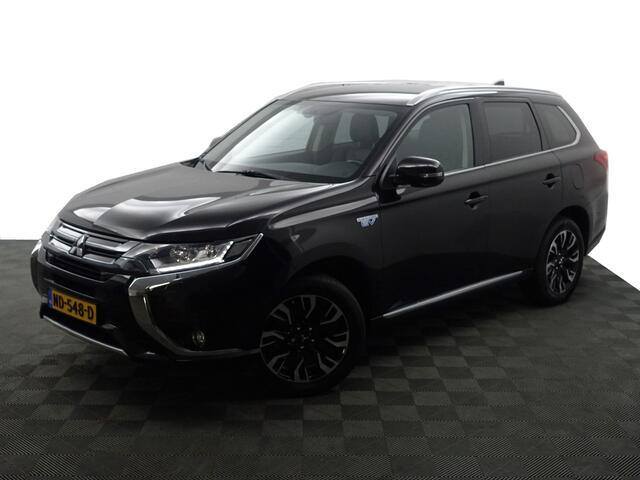 Mitsubishi OUTLANDER 2.0 PHEV Instyle+ Aut- Stuur/Stoelverwarming, Camera, Xenon Led, Trekhaak, Park Assist
