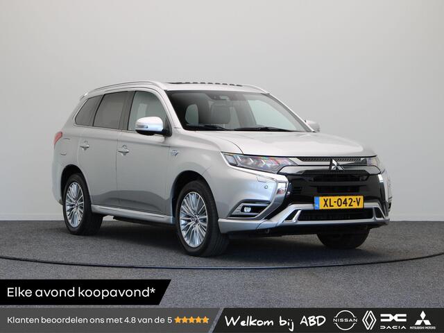 Mitsubishi OUTLANDER 2.4 PHEV Instyle | Leder | Panorama dak | Stoelverwarming |