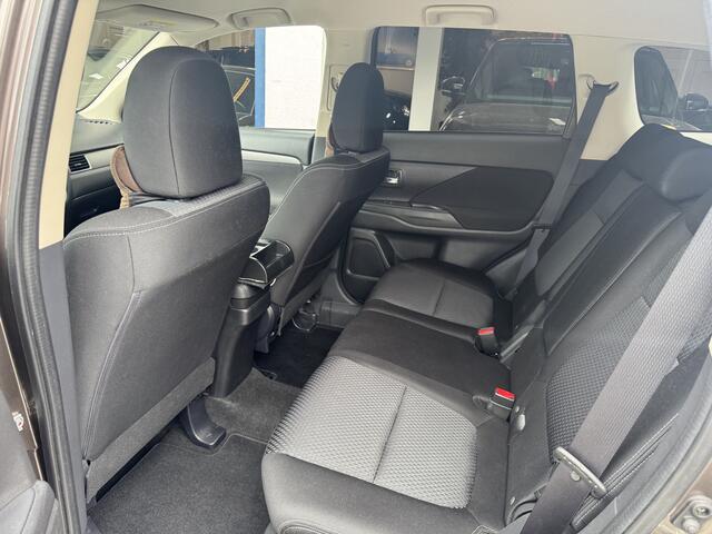 Mitsubishi OUTLANDER 2.0 Connect Pro NL AUTO/TOPSTAAT