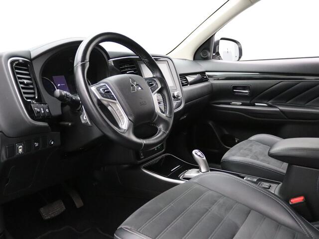 Mitsubishi OUTLANDER 240pk PHEV Intense S Automaat Camera | Cruise | Navi | Parkeersens. v+a | Stoelverw.