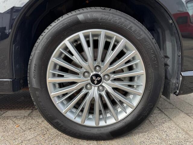 Mitsubishi OUTLANDER 2.4 PHEV Instyle + l PANO l 360 Camera l LEDER l Carplay