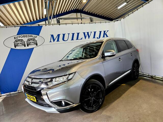 Mitsubishi OUTLANDER 2.0 Business Edition / Trekhaak / Camera