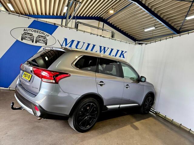 Mitsubishi OUTLANDER 2.0 Business Edition / Trekhaak / Camera