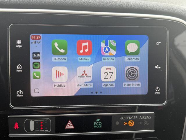 Mitsubishi OUTLANDER 2.4 PHEV Pure * Carplay * Leder / Alcantara Bekleding * Climate Controll *