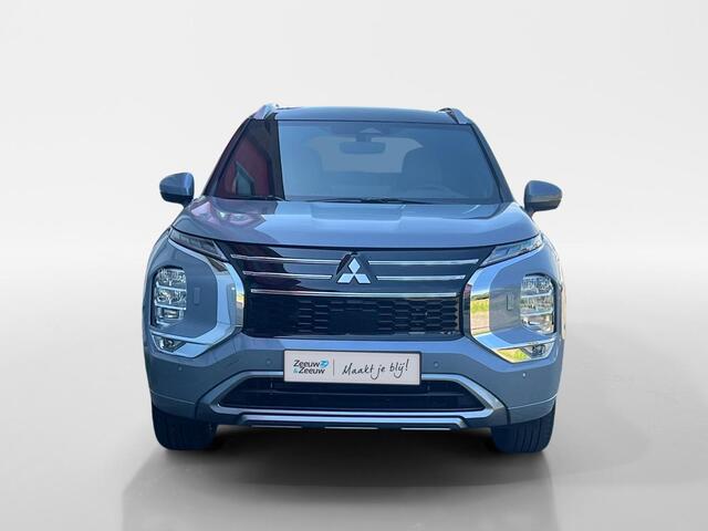 Mitsubishi OUTLANDER 2.4 PHEV Instyle+ | ¤2000 Voorraadkorting| Meest complete versie | Automatische achterklep | Stoel verwarming/ verkoeling | Schuif-kantel dak | Stoelmassage |