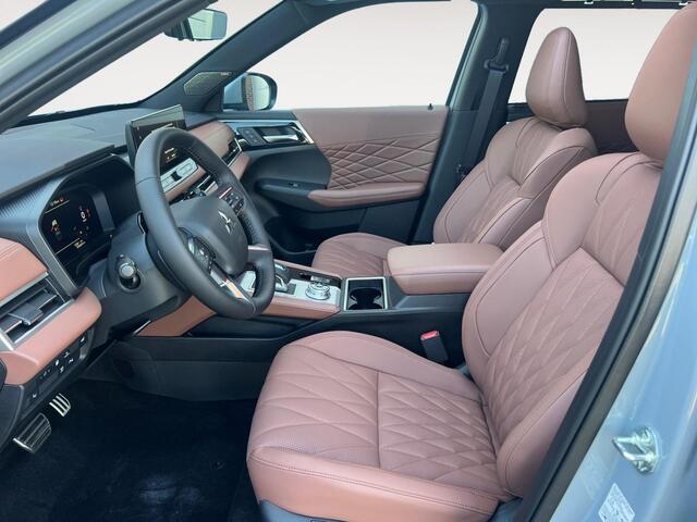 Mitsubishi OUTLANDER 2.4 PHEV Instyle+ | ¤2000 Voorraadkorting| Meest complete versie | Automatische achterklep | Stoel verwarming/ verkoeling | Schuif-kantel dak | Stoelmassage |