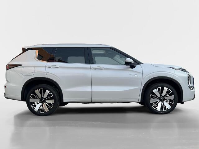 Mitsubishi OUTLANDER 2.4 PHEV Instyle |¤2.000,- VOORRAADKORTING| OP=OP| 8 Jaar garantie|