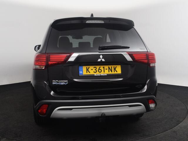 Mitsubishi OUTLANDER 2.4 PHEV Pure+ | Trekhaak o Camera o CarPlay o Dealeronderhouden