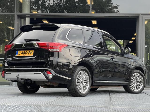 Mitsubishi OUTLANDER 2.4 PHEV Intense+ | Schuif/kanteldak | Trekhaak | Dodehoek assistent