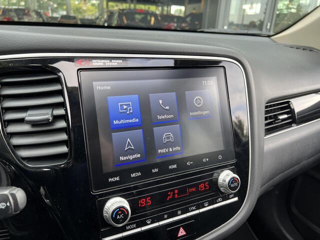 Mitsubishi OUTLANDER 2.4 PHEV Intense+ | Schuif/kanteldak | Trekhaak | Dodehoek assistent