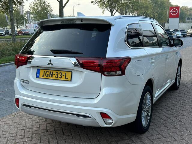 Mitsubishi OUTLANDER 2.4 PHEV Intense