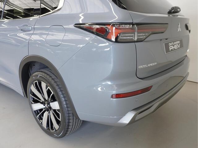 Mitsubishi OUTLANDER 2.4 PHEV Instyle | Uit voorraad leverbaar | Full Options | 8 jaar garantie | boostactie ¤1.000 korting