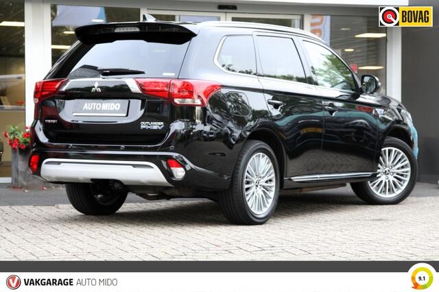 Mitsubishi OUTLANDER 2.4 PHEV 4WD Instyle | Trekhaak | Winterbanden set
