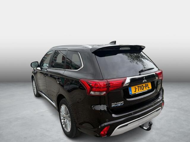 Mitsubishi OUTLANDER 2.4 PHEV Pure+