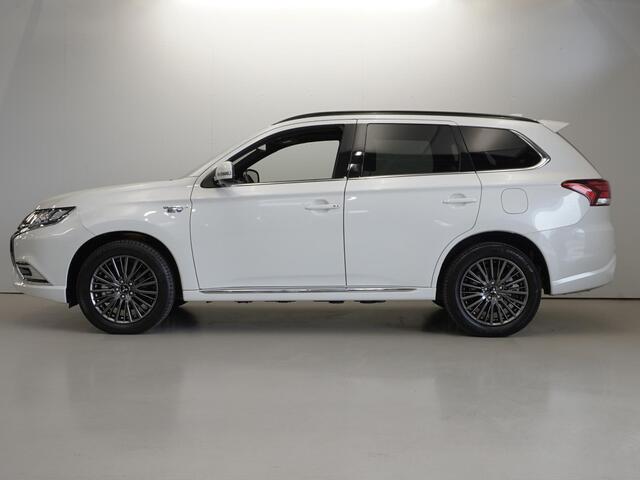 Mitsubishi OUTLANDER 2.4 PHEV S-Edition | NL Auto | Billstein Schokbrekers | Standkachel | Schuifdak | Trekhaak