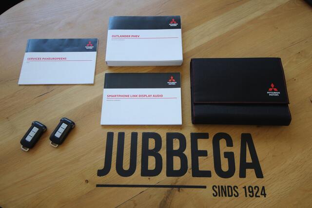 Mitsubishi OUTLANDER 2.4 PHEV Instyle Opendak, Adaptive cruise, Trekhaak