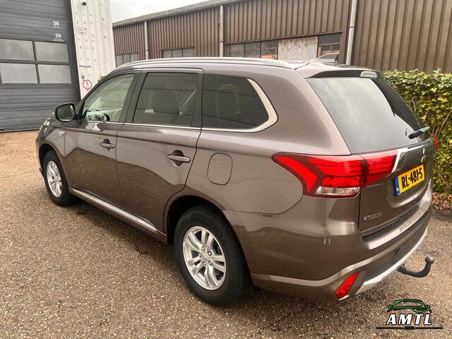 Mitsubishi OUTLANDER - 2.0 PHEV Pure