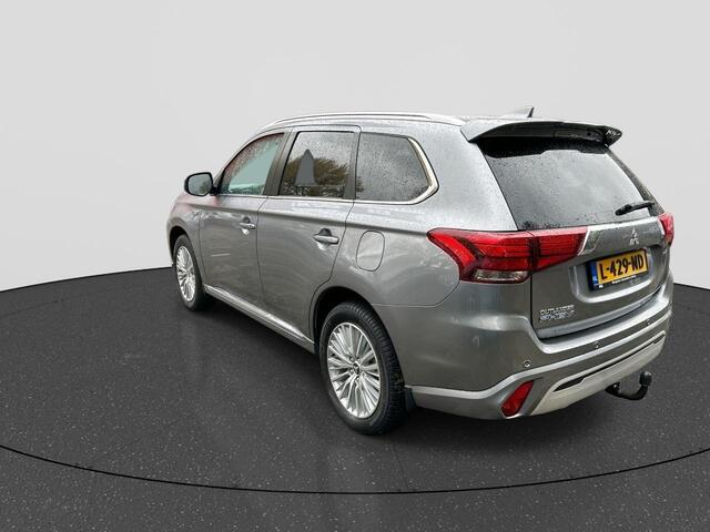 Mitsubishi OUTLANDER 2.4 PHEV Intense+ 360 Camera / Navigatie / Climate Control / All-Seasonbanden