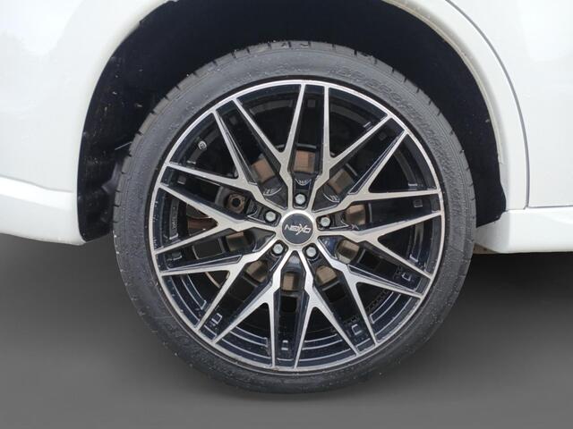 Mitsubishi OUTLANDER 2.0 PHEV Premium | 360 Camera | Cruise | Stoel en stuurverw. | LED | Keyless | 1 jaar garantie |