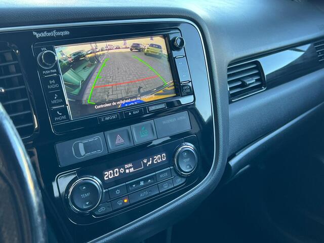 Mitsubishi OUTLANDER 2.0 PHEV Executive Edition NL AUTO | CAMERA | TREKHAAK | NAVI |