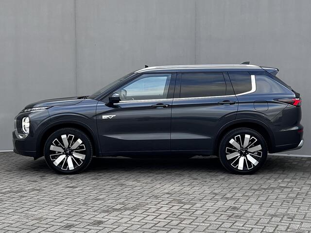 Mitsubishi OUTLANDER 2.4 PHEV Instyle 4WD S-AWC Automaat / Fabrieksgarantie tot 04-2033** / Leder / NL auto / Stoelventilatie / Stuur-, stoel- en achterbankverwarming / Navigatie / Elektrische stoelen en klep / HUD / Cam 360° / ChadeMo snelladen / 20" LM wielen /