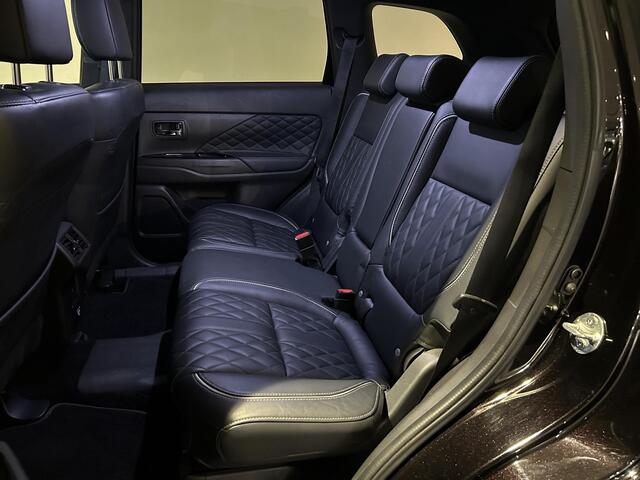 Mitsubishi OUTLANDER 2.4 PHEV Instyle | Apple Carplay/Android Auto | Trekhaak | Leder