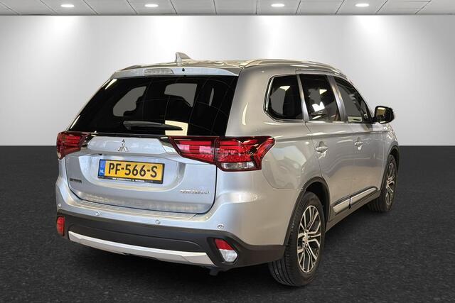 Mitsubishi OUTLANDER 2.0 Connect Pro Trekhaak, 360camera