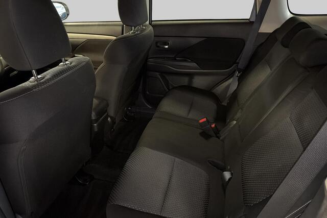 Mitsubishi OUTLANDER 2.0 Connect Pro Trekhaak, 360camera