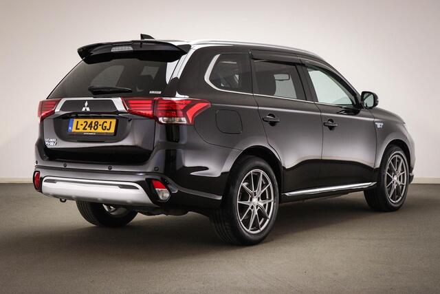Mitsubishi OUTLANDER 2.4 PHEV Intense+ | STUURVERWARMING | DAB | APPLE | CAMERA