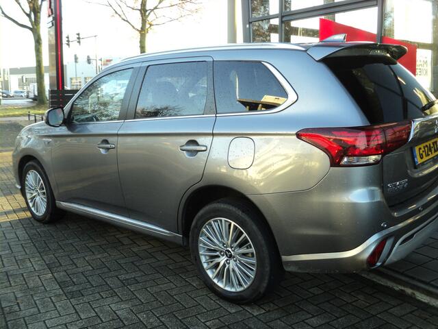 Mitsubishi OUTLANDER 2.4 PHEV Intense TREKHAAK