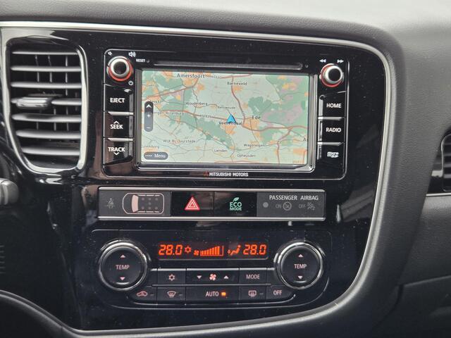 Mitsubishi OUTLANDER 2.0 4WD Limited, 7-Persoons, Trekhaak,