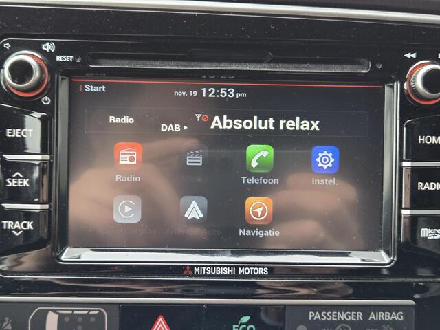 Mitsubishi OUTLANDER 2.0 4WD Limited, 7-Persoons, Trekhaak,