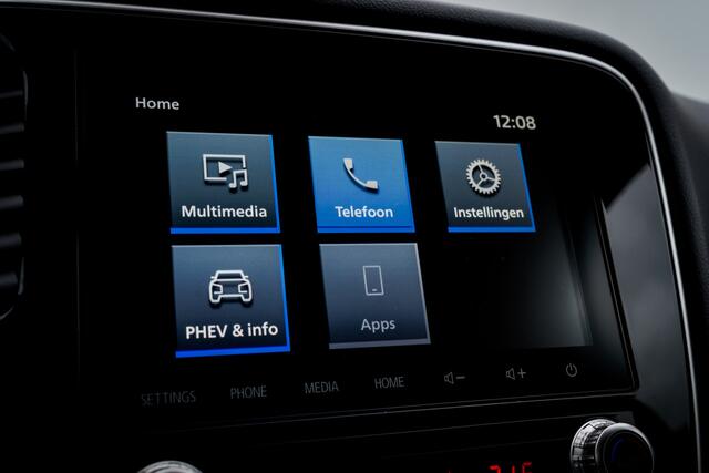 Mitsubishi OUTLANDER 2.4 PHEV Intense I 1e Eigenaar I 4 WD I LED I Trekhaak I LMV I Camera I 18 inch. LMV