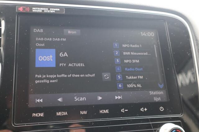 Mitsubishi OUTLANDER 2.4 PHEV Intense+ Standkachel/Apple/AndroidAuto/AllSeasons