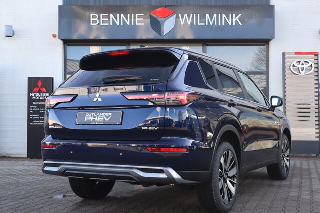 Mitsubishi OUTLANDER 2.4 PHEV First Edition