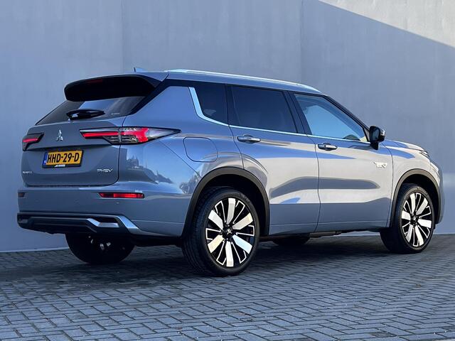 Mitsubishi OUTLANDER 2.4 PHEV Instyle / Fabrieksgarantie tot 04-2033 / Panorama schuifdak / 1.600 kg Trekhaak / HUD / Camera 360° / Elektrische stoelen en klep / Stuur-, stoel- en achterbankverwarming / Leder / 20"LM wielen /