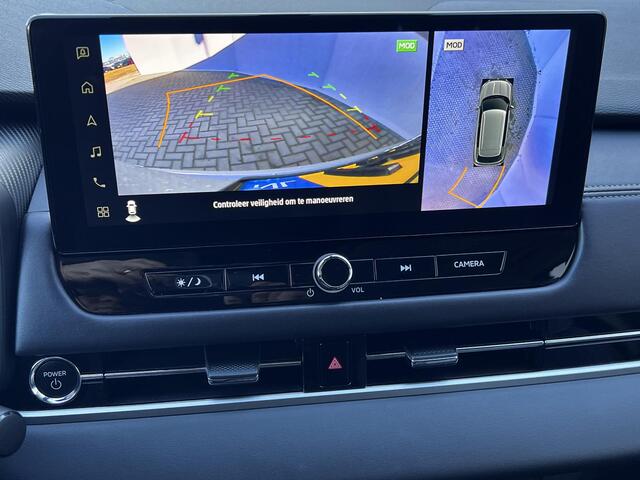 Mitsubishi OUTLANDER 2.4 PHEV Instyle / Fabrieksgarantie tot 04-2033 / Panorama schuifdak / 1.600 kg Trekhaak / HUD / Camera 360° / Elektrische stoelen en klep / Stuur-, stoel- en achterbankverwarming / Leder / 20"LM wielen /